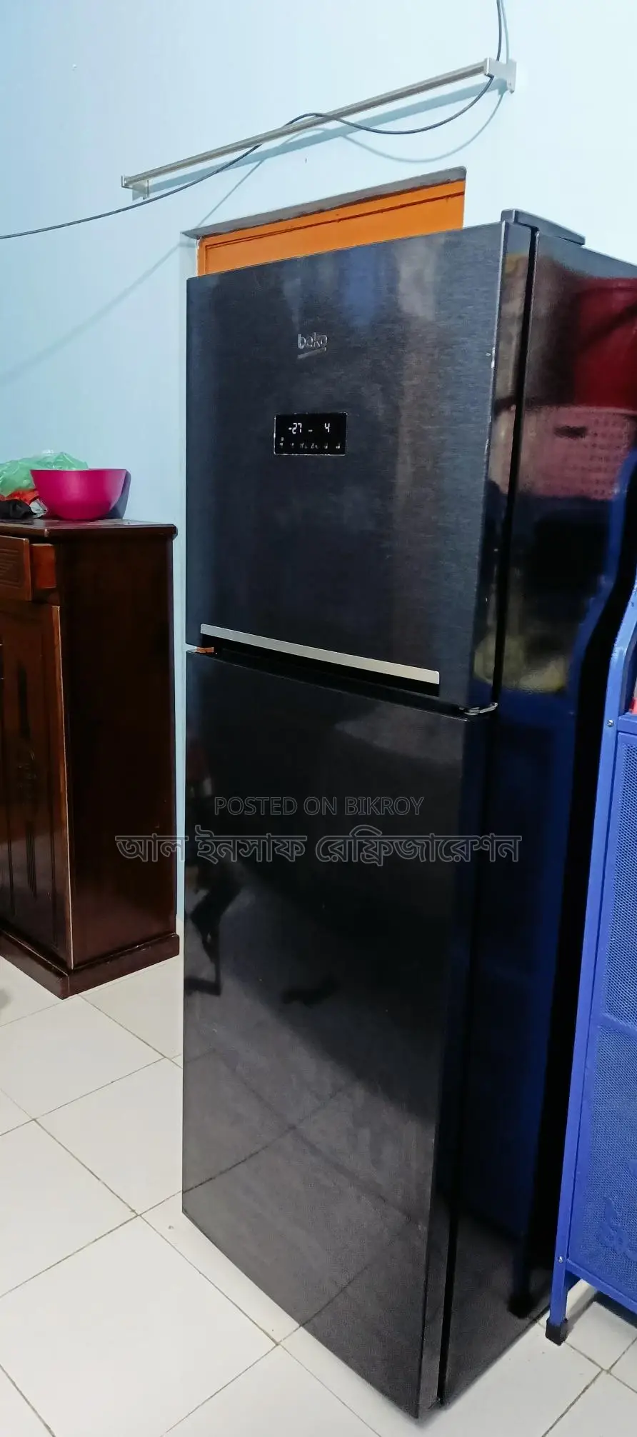 একটি ফ্রিজ বিক্রি করা হবে