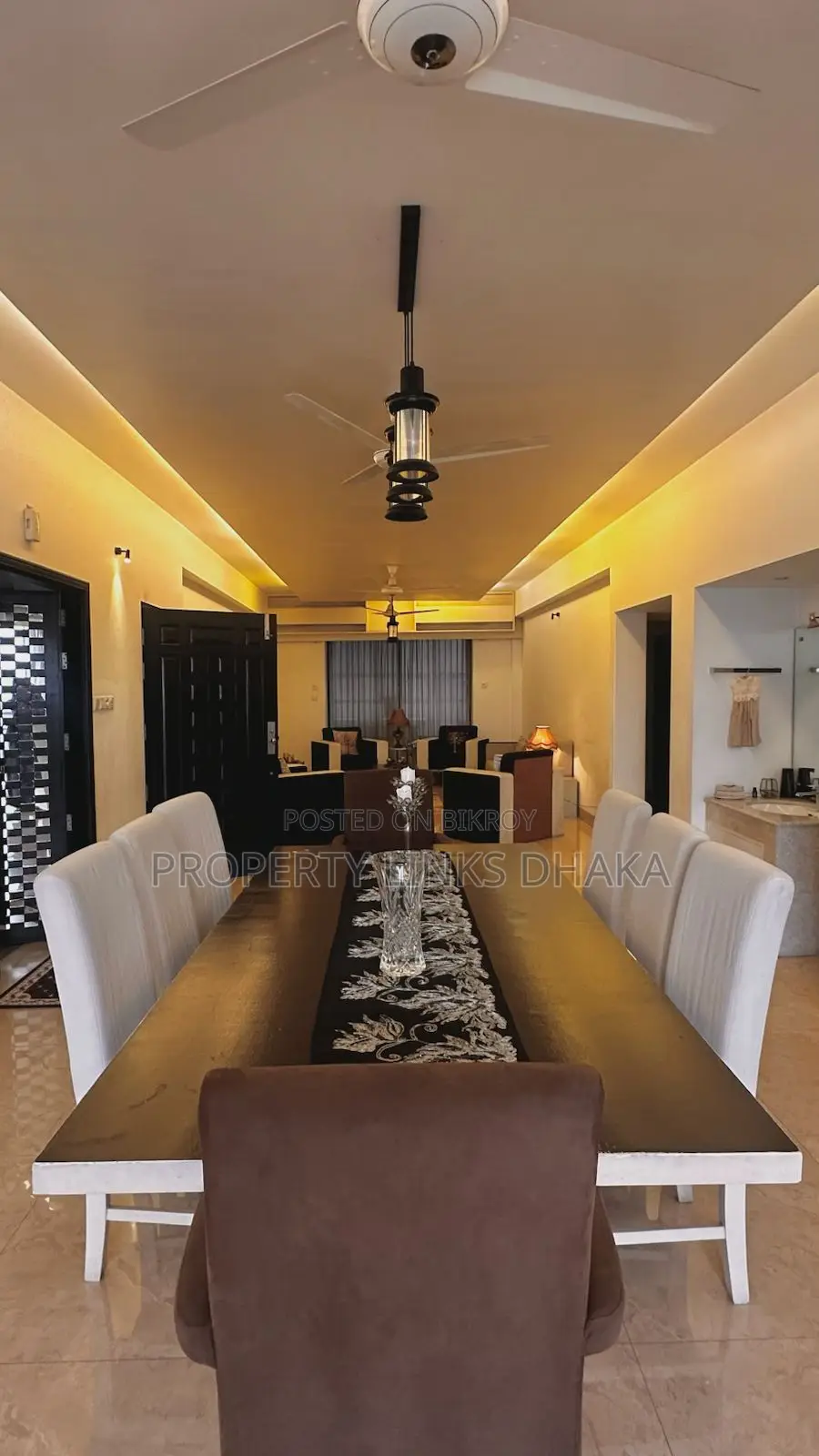 Exclusive apartment 3 beds 4 baths 3800 sft in Gulshan 1