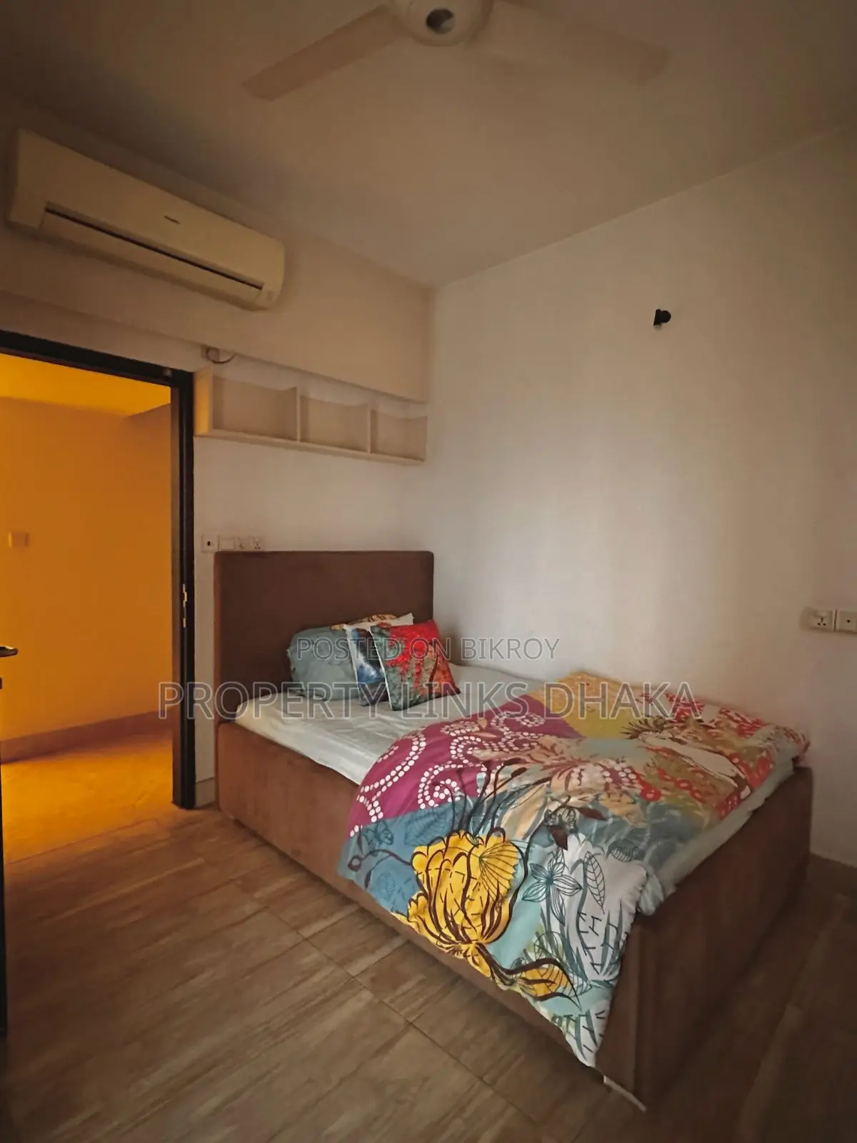 Exclusive apartment 3 beds 4 baths 3800 sft in Gulshan 1