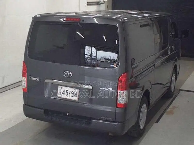 Toyota Hiace SUPER GL DARK PRIME 2021