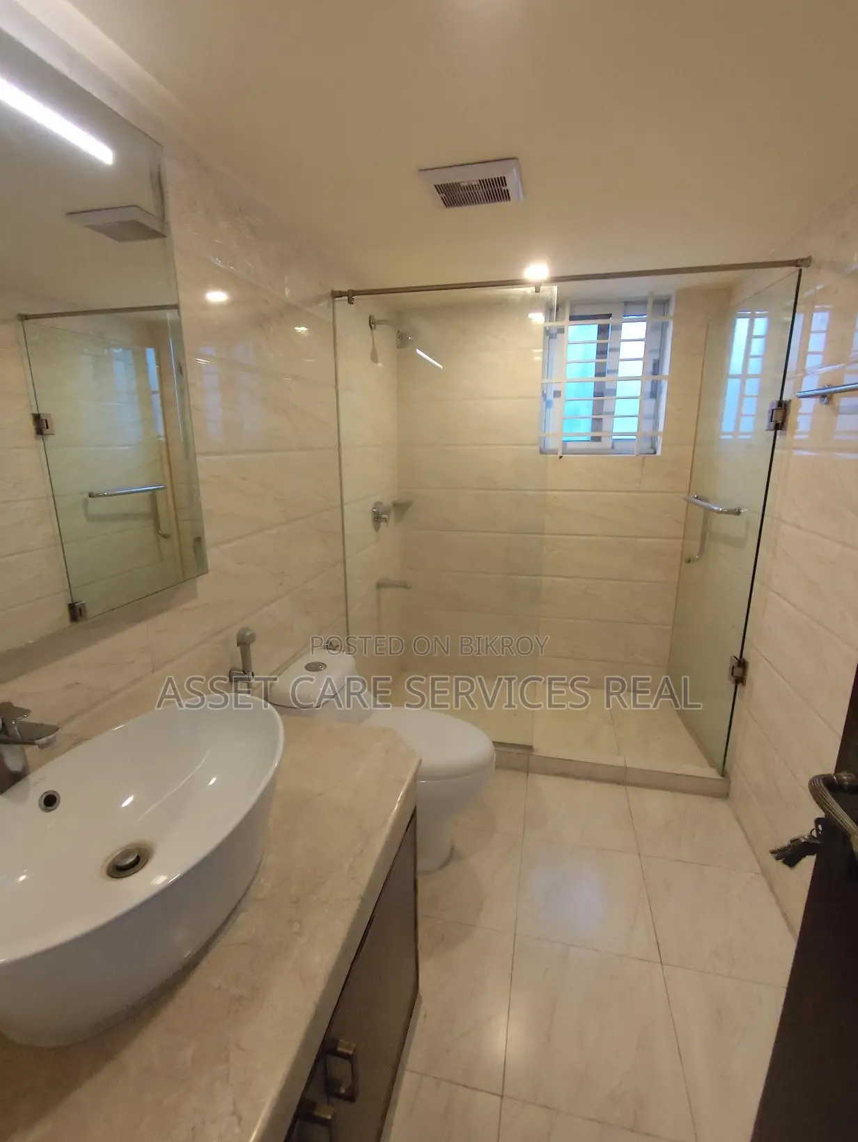 Baridhara Diplomatic Zone 4Bed Semi-Furnished Apartment Rent