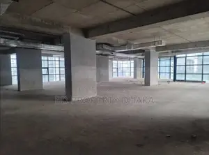 18500 Sqft Nice Modern Building Commercial Space Rent in Tajgao