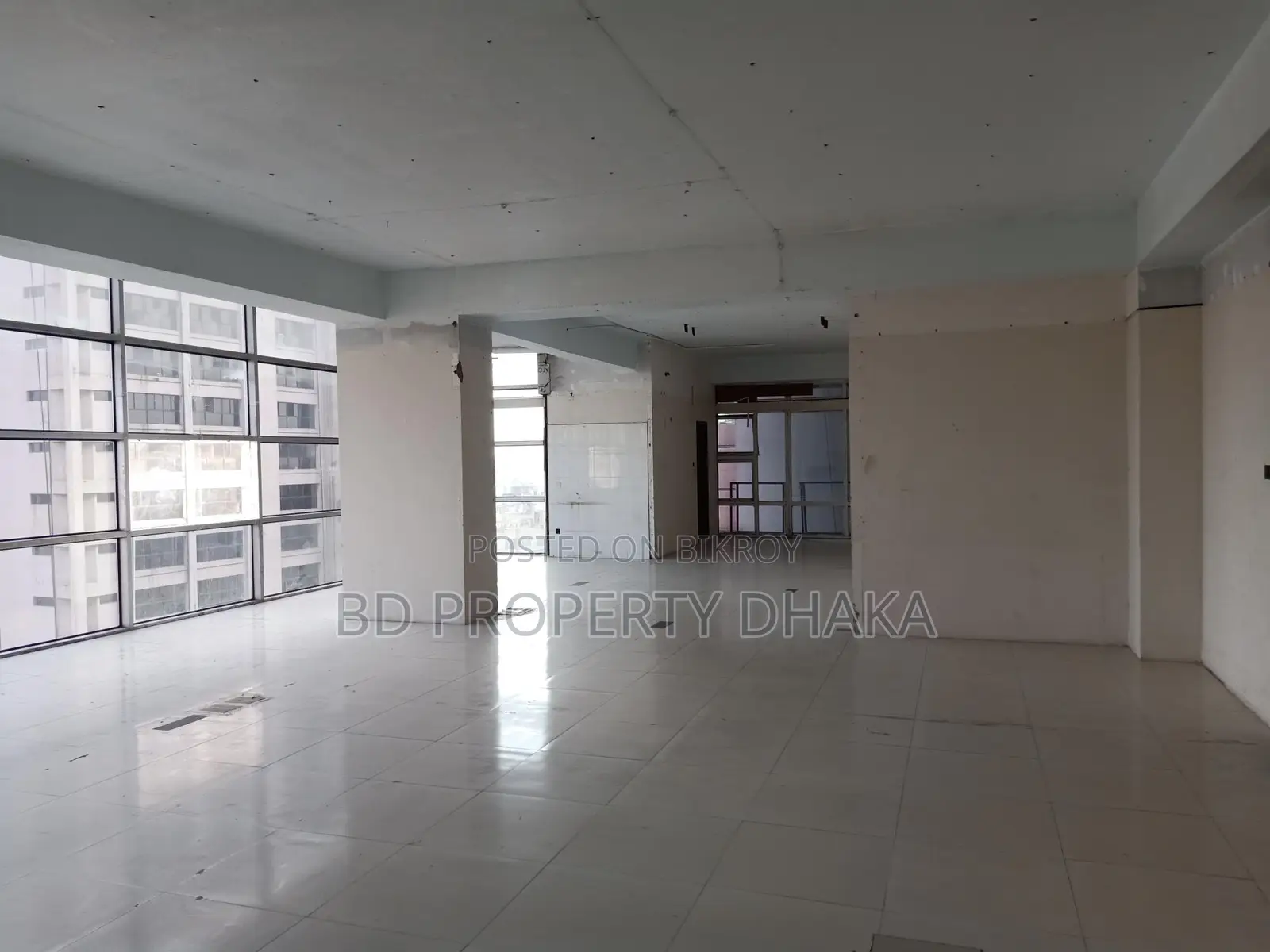 2800 Sqft Open Commercial Space Rent in Mohakali