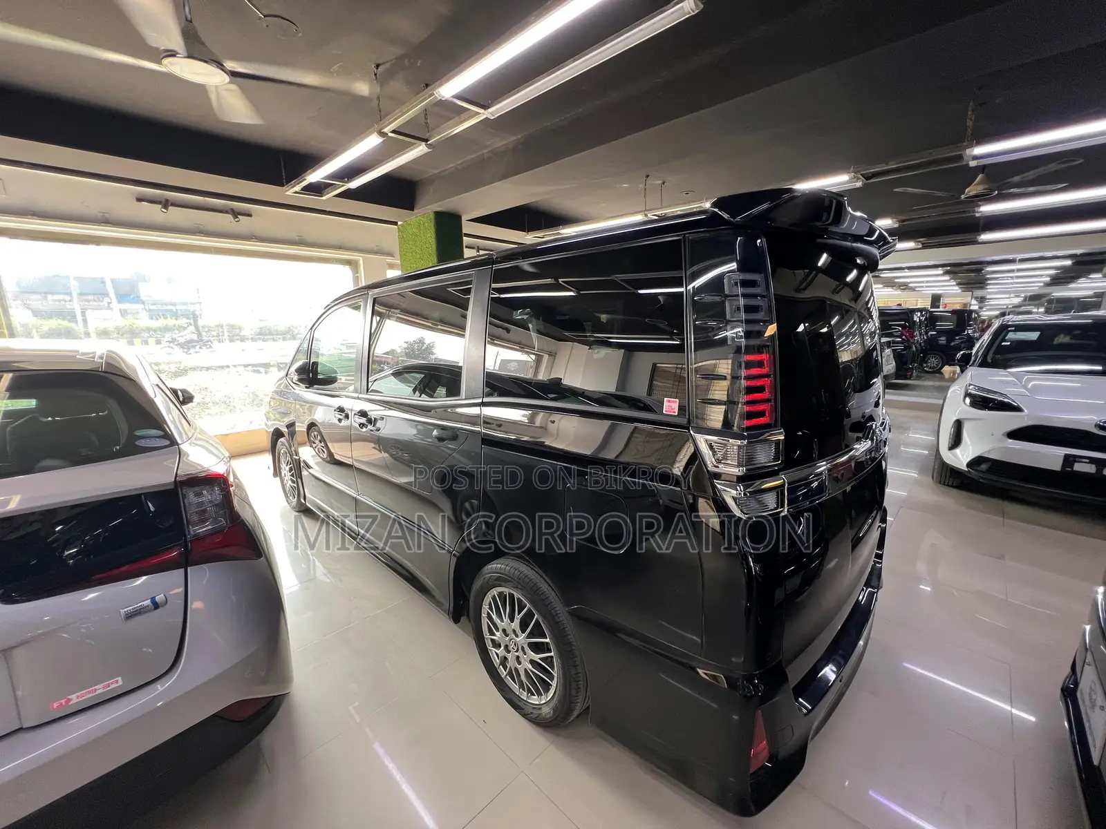 Toyota Voxy ZS KIRAMIKI 2020