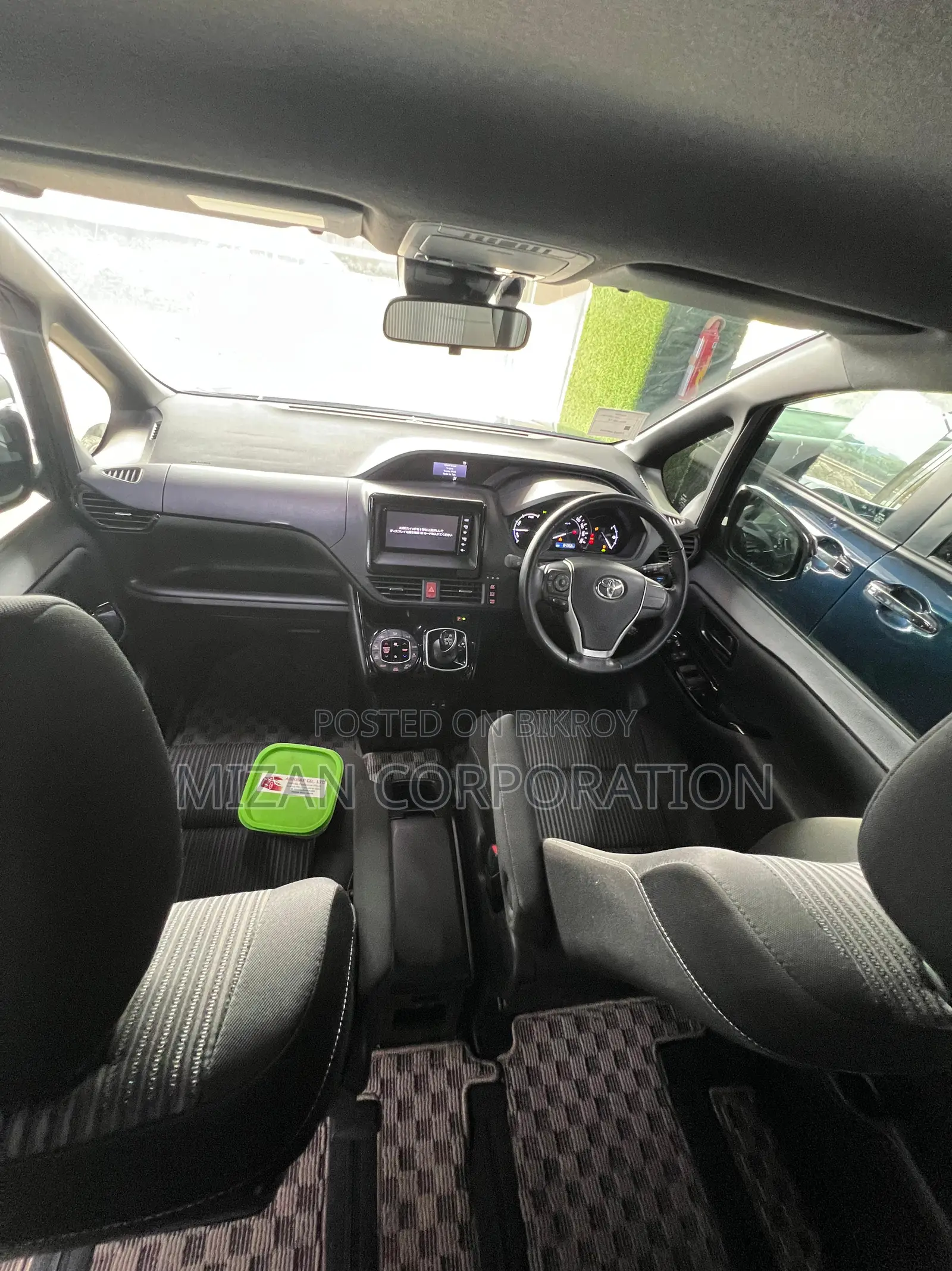 Toyota Voxy ZS KIRAMIKI 2020