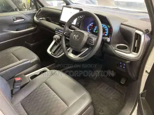 Toyota Noah SZ Package 2022