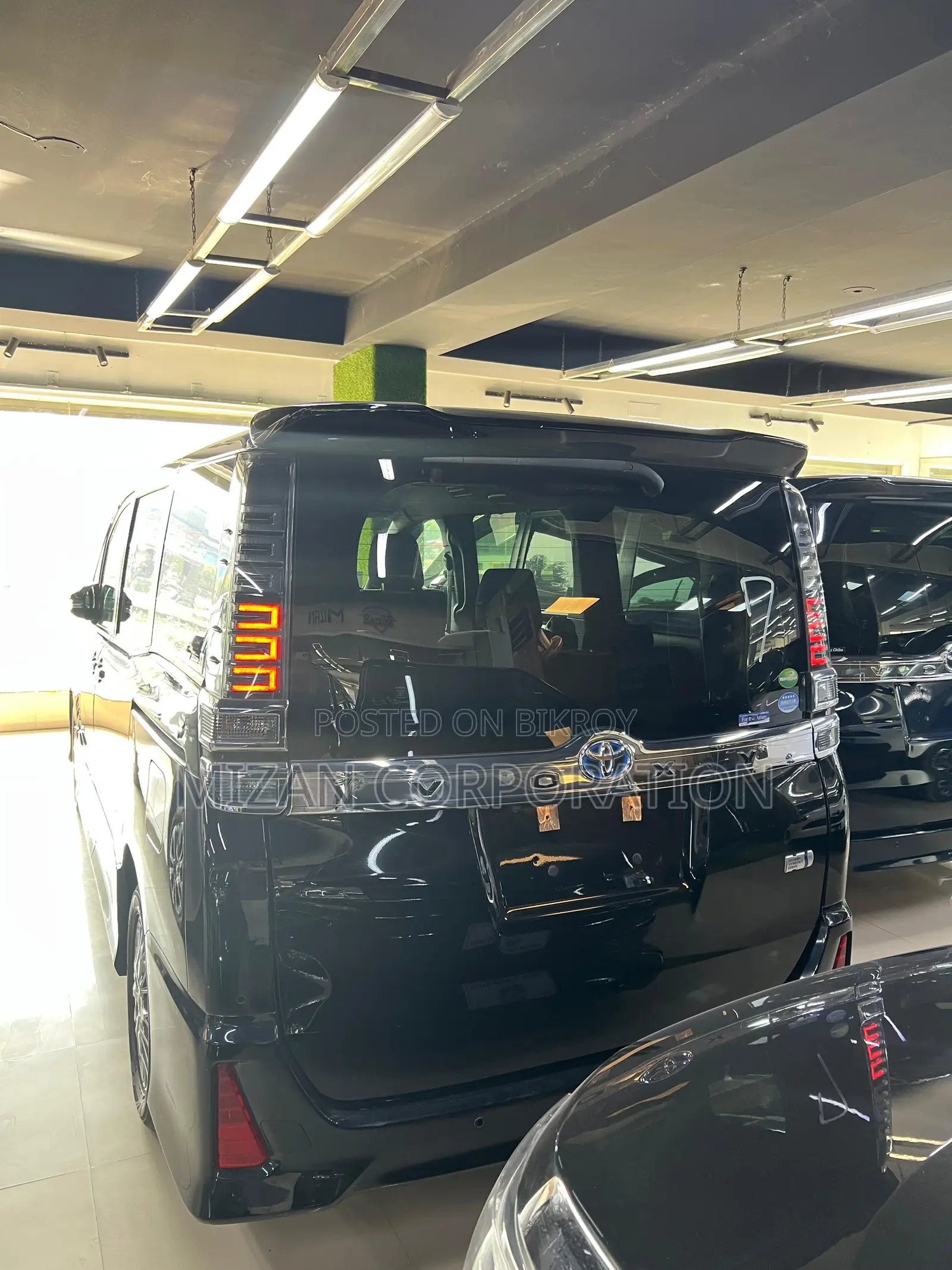 Toyota Voxy ZS KIRAMIKI 2020