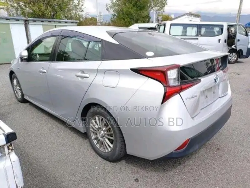 Toyota Prius A PACKAGE SILVER 2020