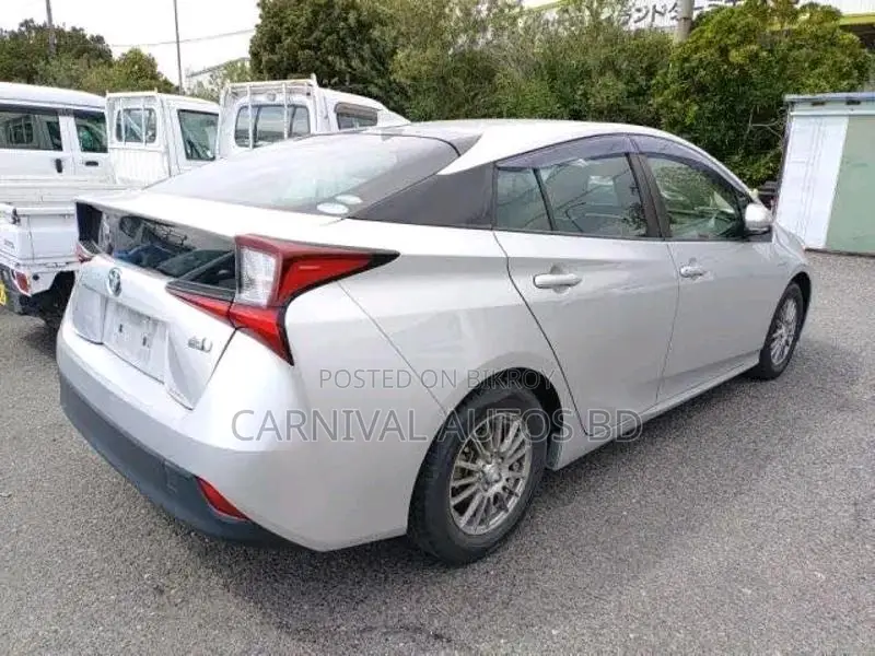 Toyota Prius A PACKAGE SILVER 2020