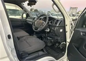 Toyota Hiace GL 2020
