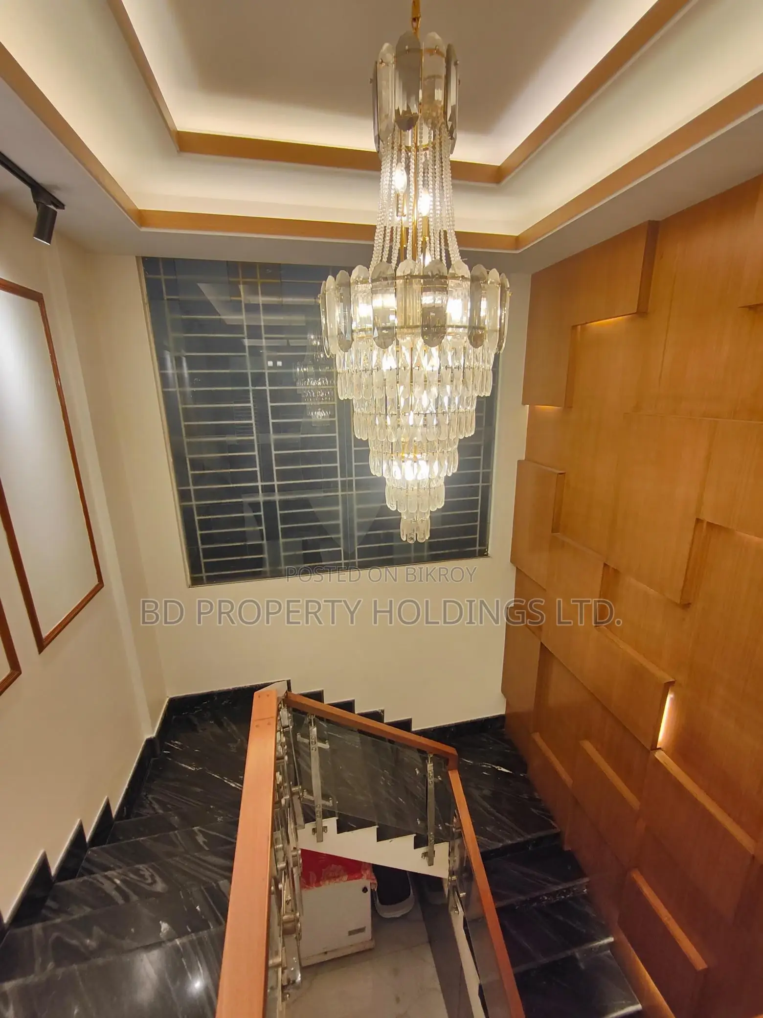 Furnished 4bdrm Apartment in Basundhara for Rent