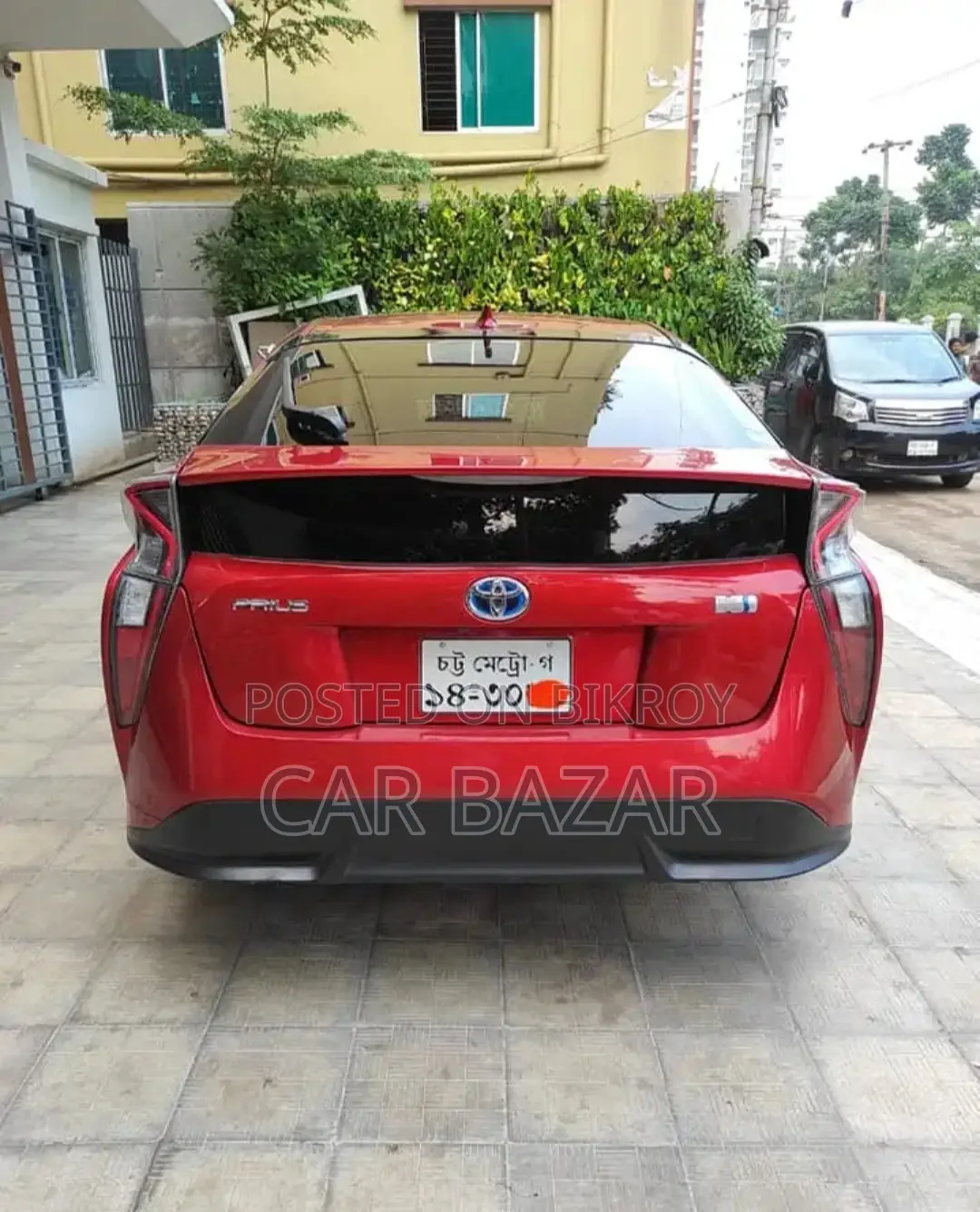 Toyota Prius S Touring Selection 2018
