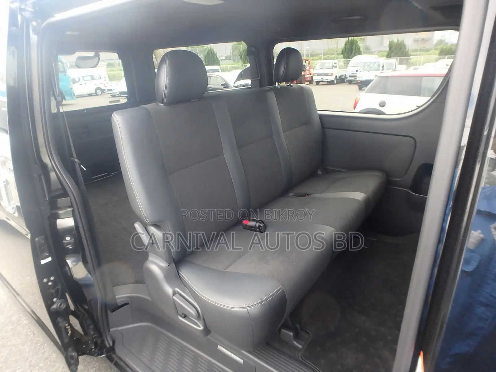 Toyota Hiace SUPER GL DARCK PRIME 2020