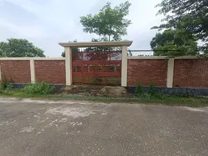 সেক্টর ৫-এ ৭৫ ফিটের কাছে, দক্ষিণমুখী ৩ কাঠার প্লট