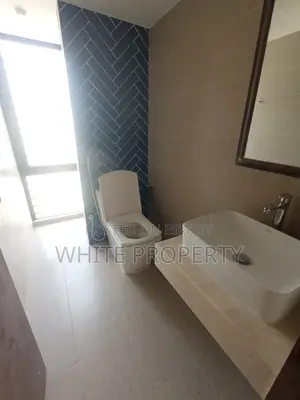 Luxurious Apartment for Sale in Bashundhora L Block