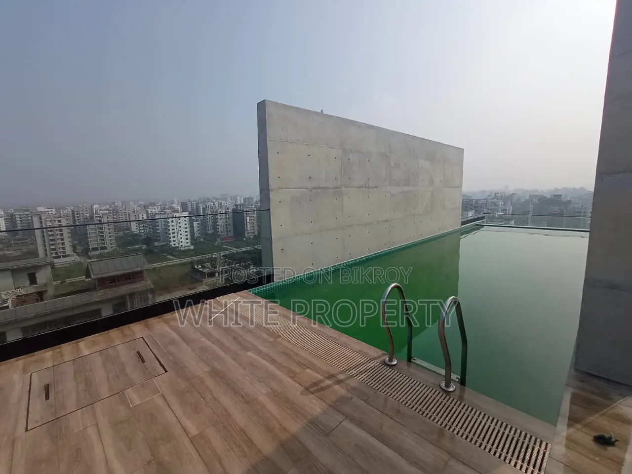 Luxurious Apartment for Sale in Bashundhora L Block