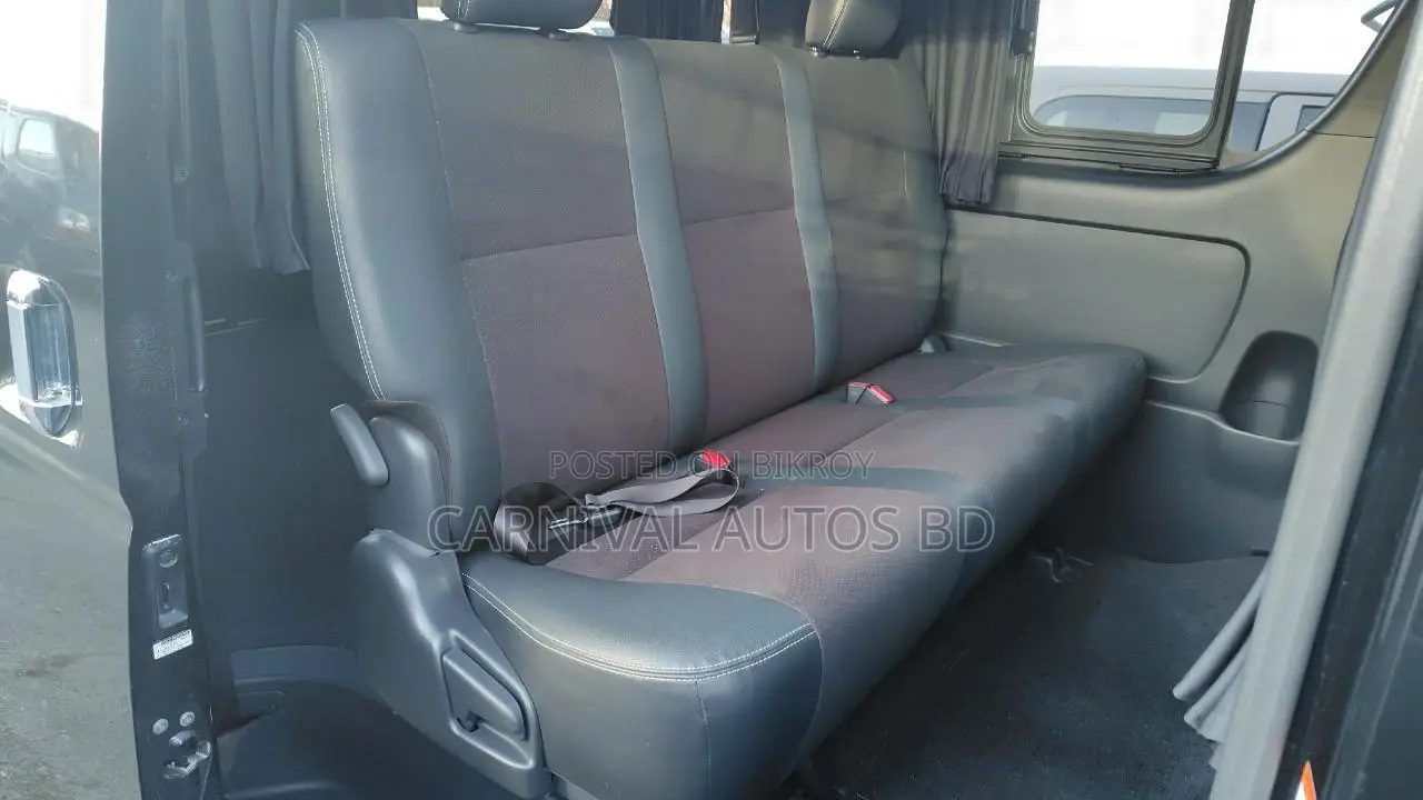 Toyota Hiace SUPER GL DARK PRIME 2021