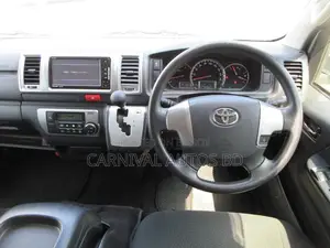 Toyota Hiace SUPER GL KEY START 2020