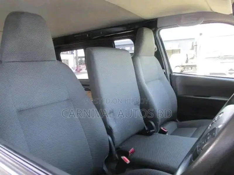 Toyota Hiace DX/GL PACKAGE BLACK 2021