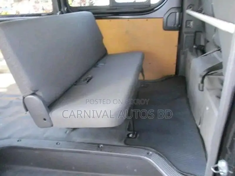 Toyota Hiace DX/GL PACKAGE BLACK 2021