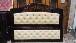 BED 5/7 & 6/7 FEET LEATHER. M # 264