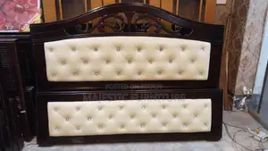 BED 5/7 & 6/7 FEET LEATHER. M # 264