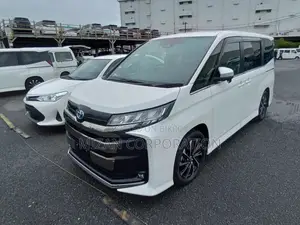 Toyota Noah SZ Package 2022