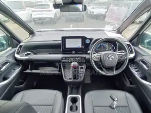 Toyota Noah SZ Package 2022