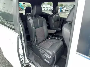 Toyota Noah SZ Package 2022