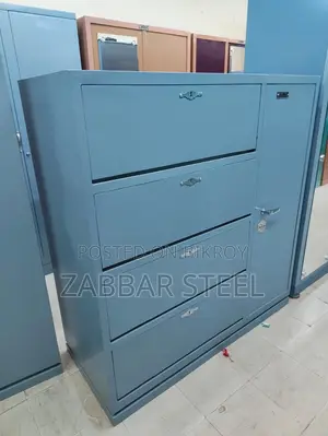স্টিল ওয়ার্ডরোব | Steel Waredrobe — স্টাইলিশ ডিজাইন, মজবুত গঠন!