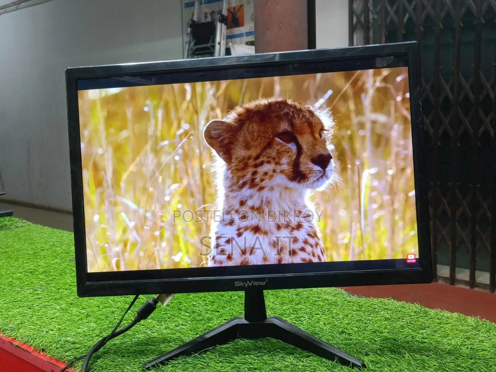 19" CHINA MONITOR FULL FRESH WITH WARRANTY