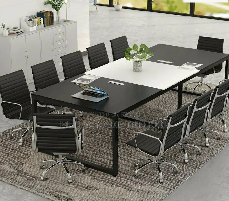 Conference Table (MID-557)