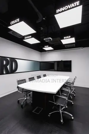Conference Table (MID-525)