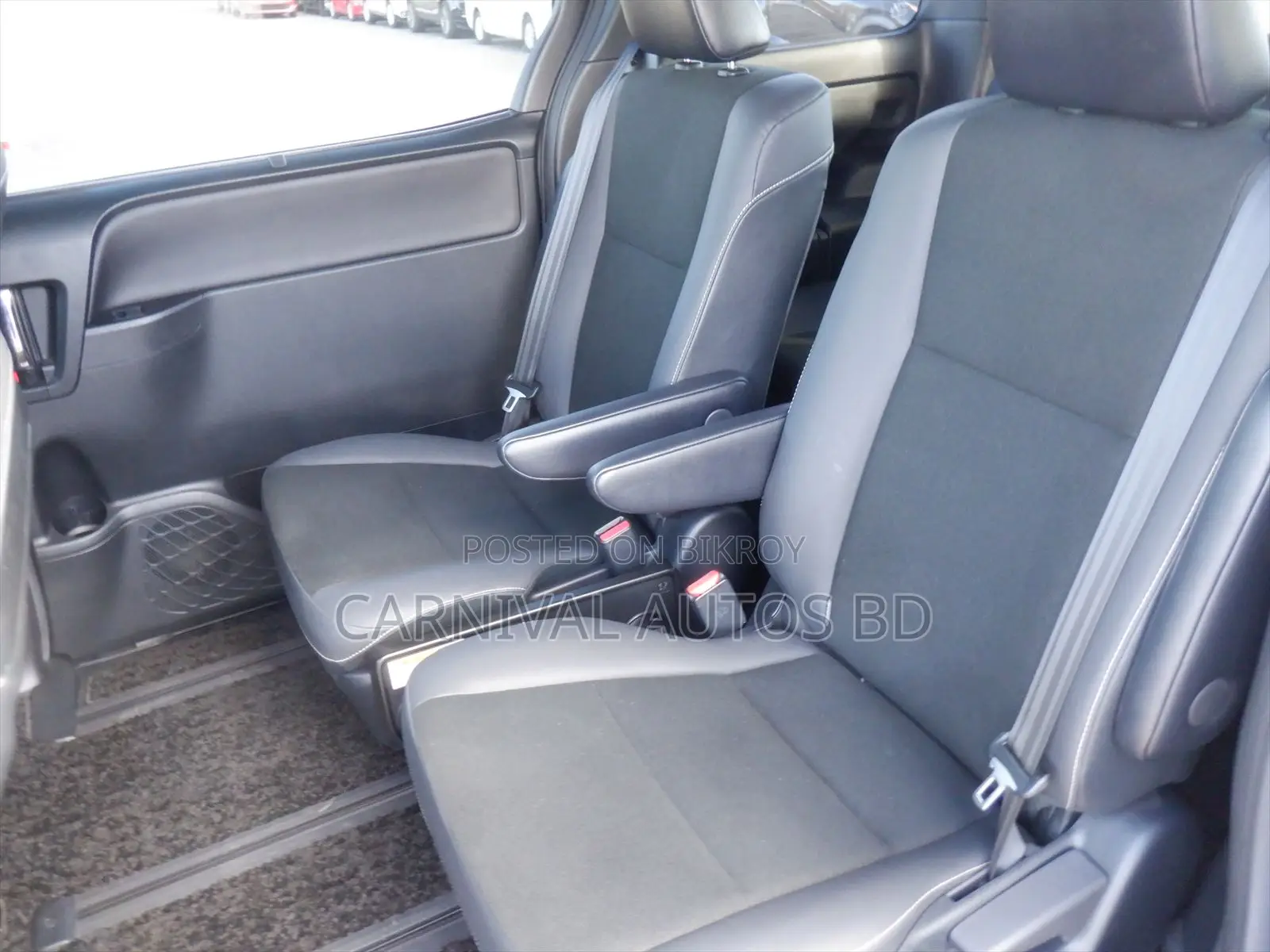 Toyota Noah SI WXB MICA BLUE 2021