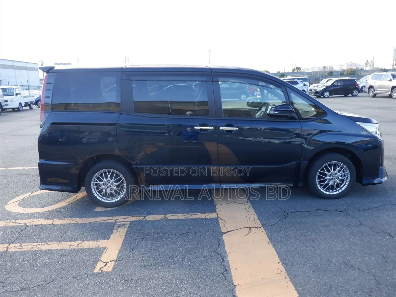 Toyota Noah SI WXB MICA BLUE 2021
