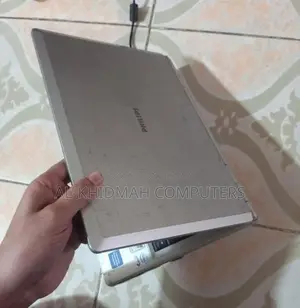 Philips Japanese Laptop, সারাদেশে কুরিয়ারে ডেলিভারি দেওয়া হয়।