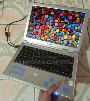 Philips Japanese Laptop, সারাদেশে কুরিয়ারে ডেলিভারি দেওয়া হয়।