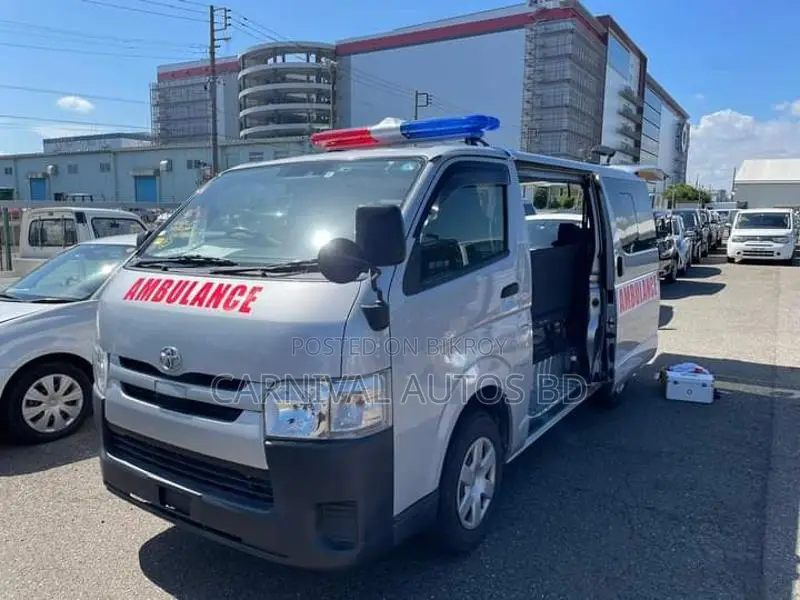 Toyota Hiace DX AMBULANCE 2021