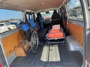 Toyota Hiace DX AMBULANCE 2021