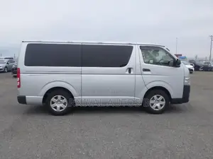 Toyota Hiace GL SILVER 2020