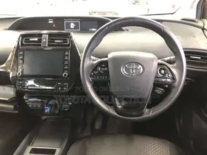 Toyota Prius S SAFETY PACKAGE 2022