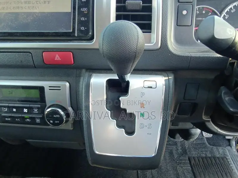 Toyota Hiace SUPER GL KEY START 2020