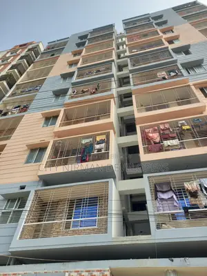 1000 sqft Ready Flat for Sale in the "Nirman Aparajita" Project!