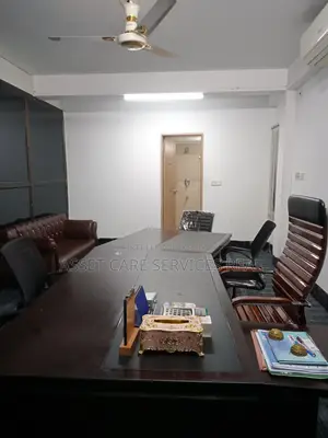 বনানীতে ভাড়ার জন্য সুন্দর অফিস স্পেস