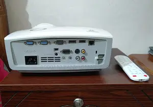 Vivitek DW868 DLP 4500 ANSI LUMENS WXGA PROJECTOR