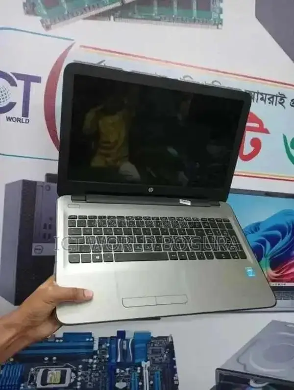 Hp laptop core i5 8GB Ram