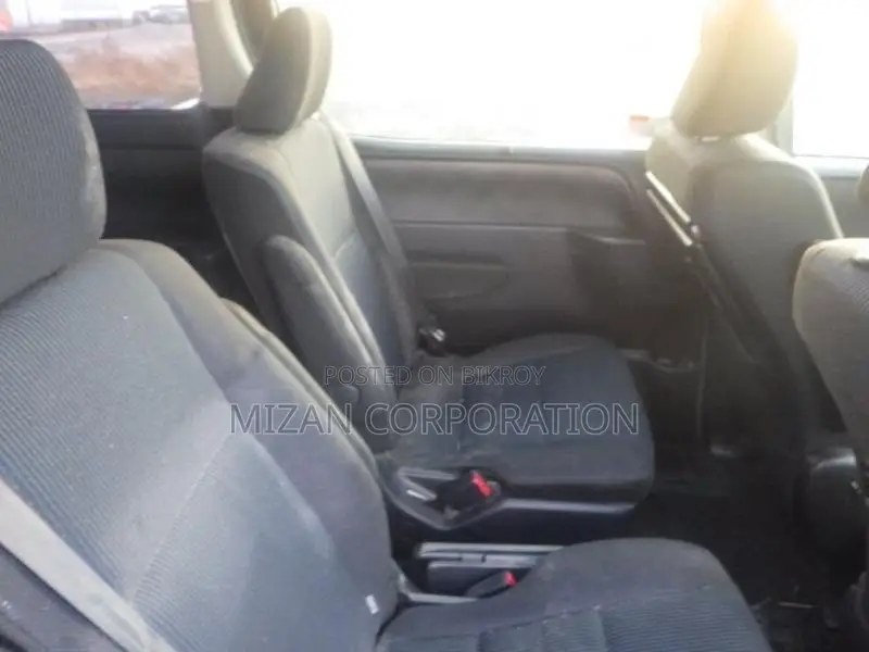 Toyota Noah X Package 2021