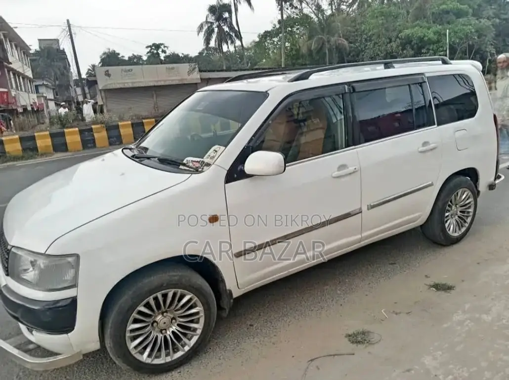 Toyota Probox 1.5 CNG 2WD 2005 White