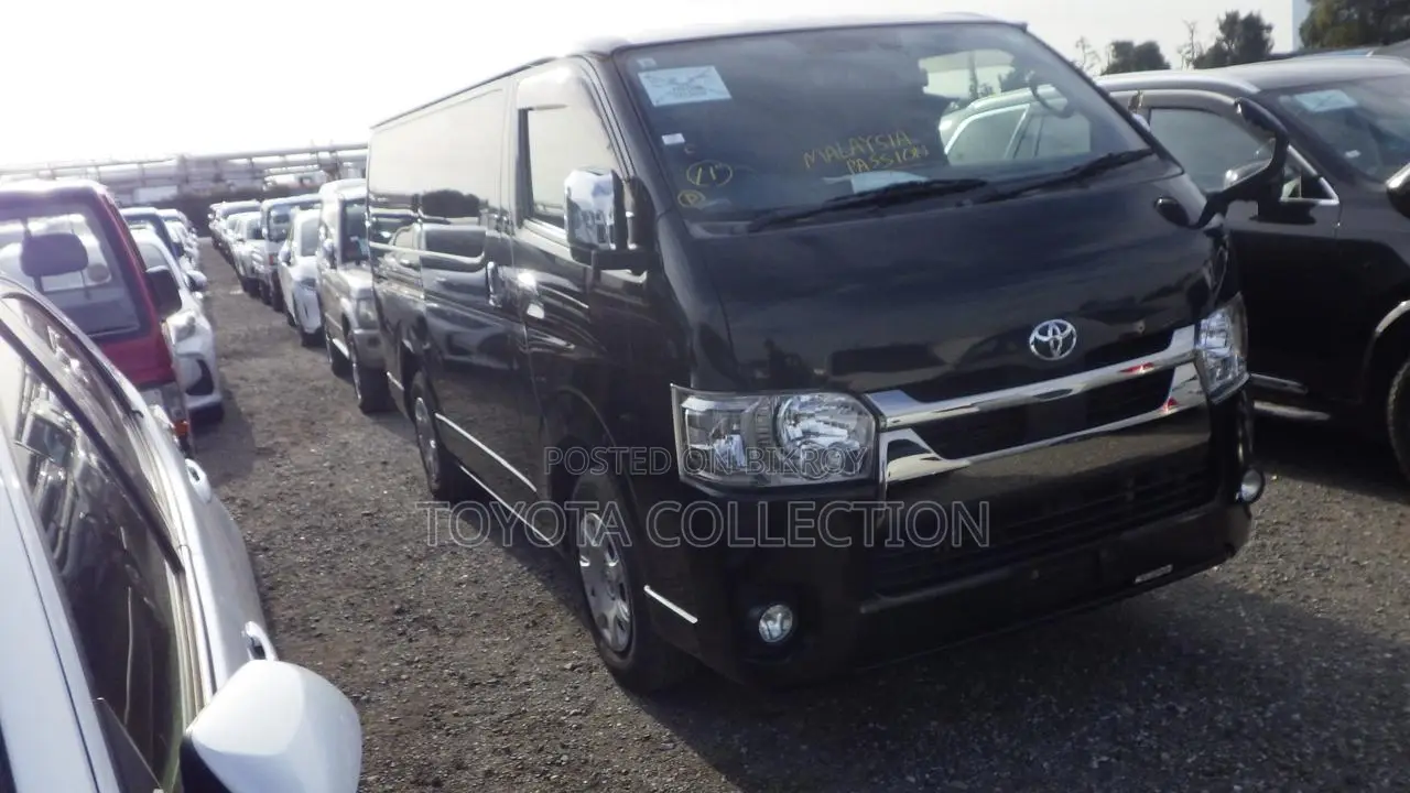 Toyota Hiace SUPER GL DARK PRIME 2020