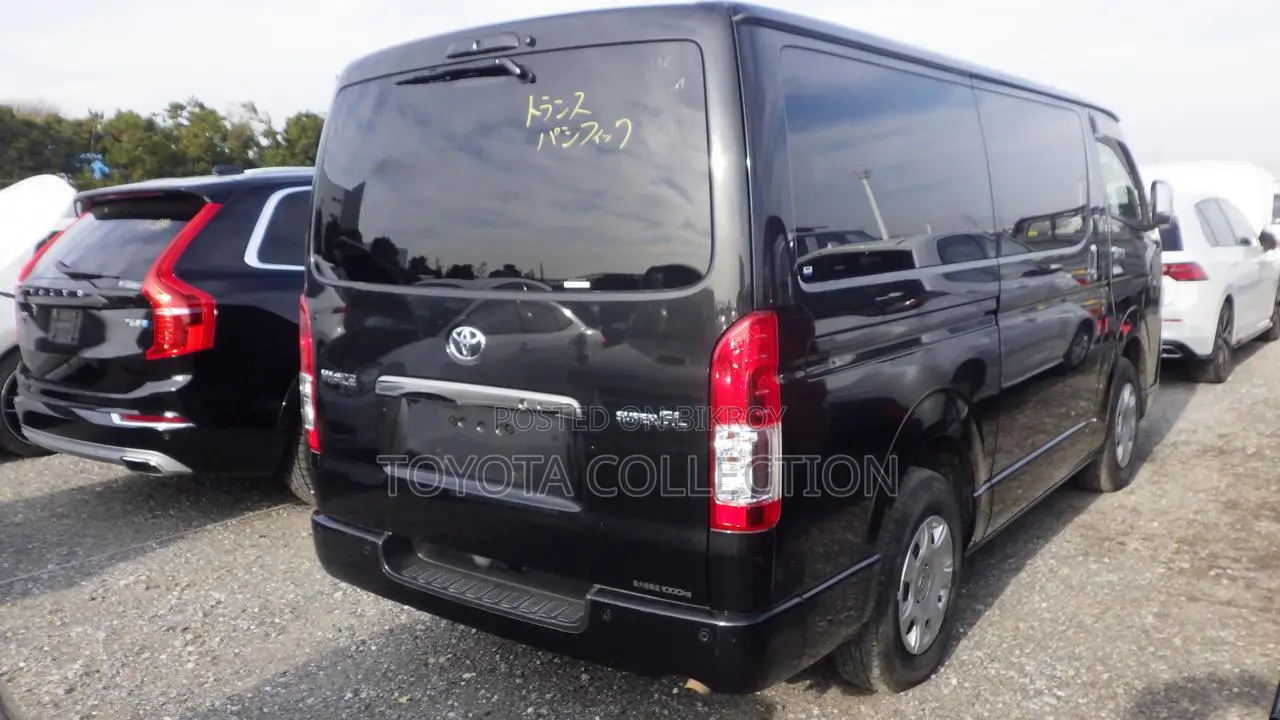 Toyota Hiace SUPER GL DARK PRIME 2020